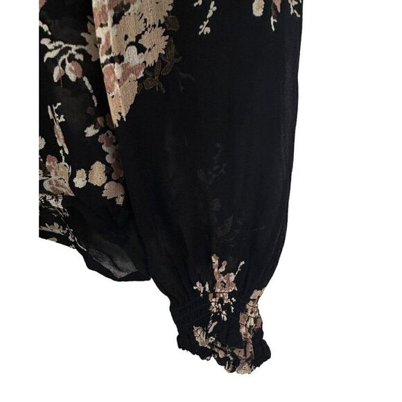 Lucky Brand Semi Sheer Floral Smocked Long Sleeve V-Neck Black Top Sz XS EUC - Picture 4 of 9